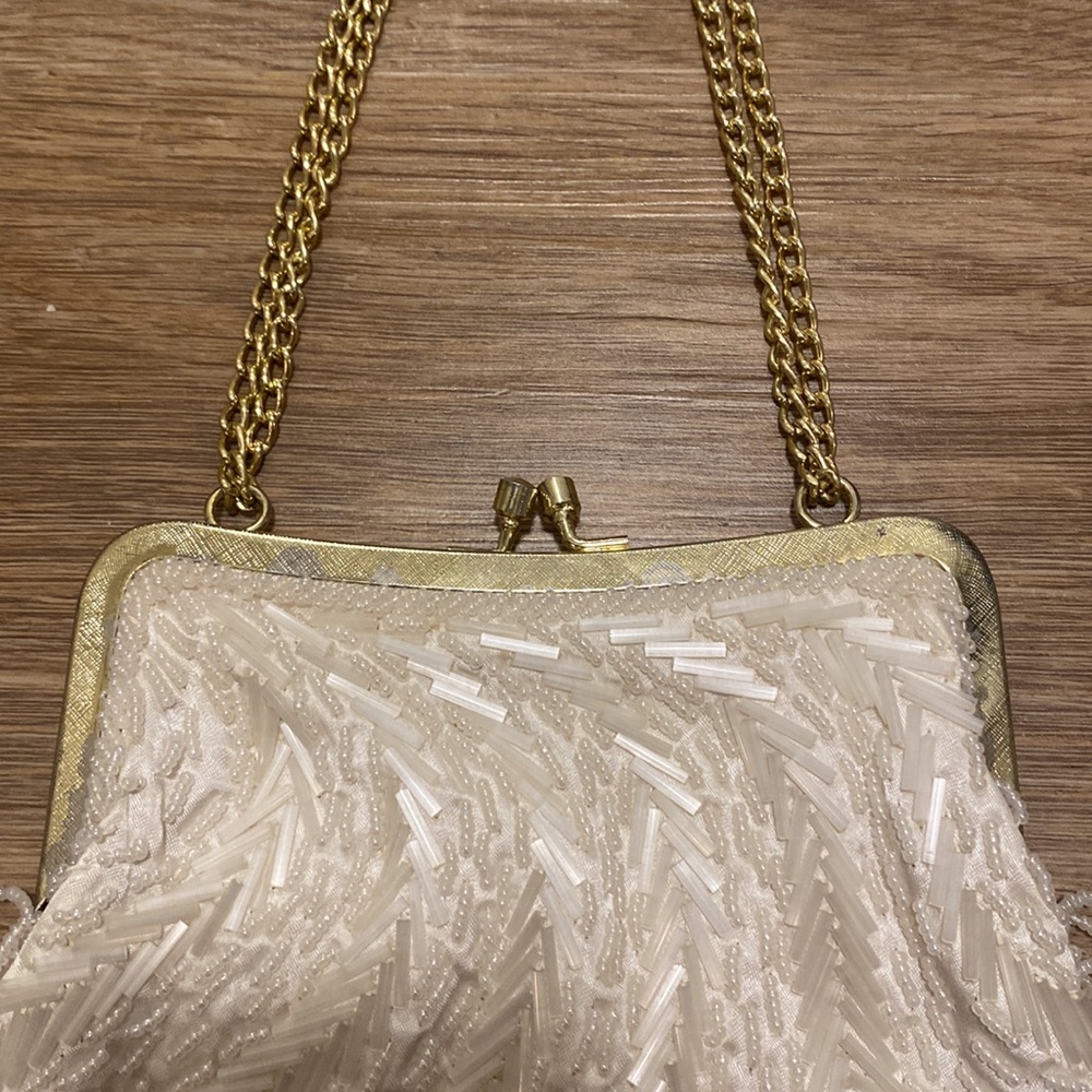 Vintage La Regale Ltd White Beaded Handbag - Picture 3 of 9